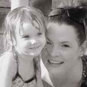 Meet your Posher, Carrie